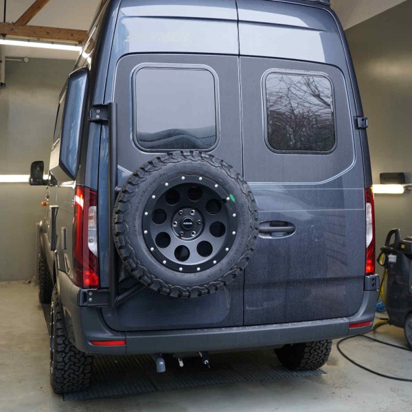 delta4x4-mercedes-sprinter906-hecktraeger-reserveradtr906.jpg