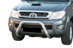 toyota hilux_front.jpg