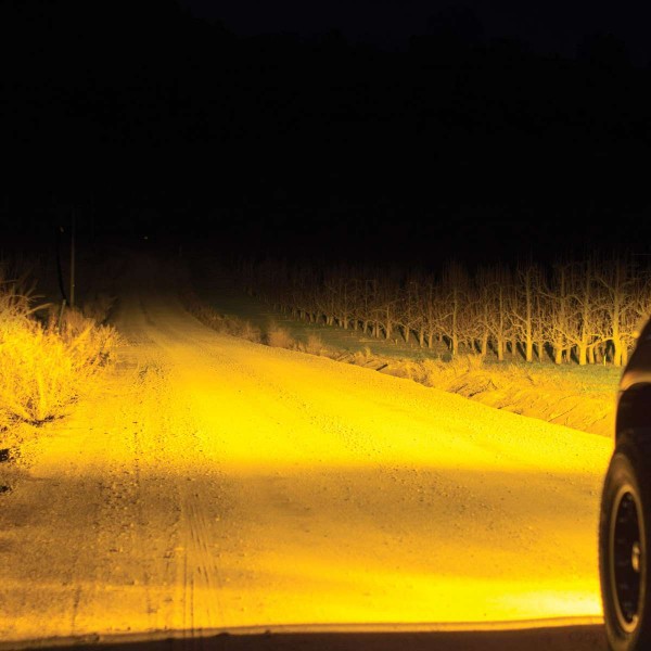 delta4x4-piaa-scheinwerfer-rechteckig-led-rf10-piaabar10y-nebellicht-ausbeutung.jpg
