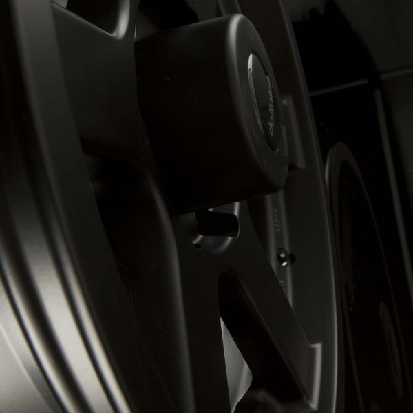 delta4x4-isuzu-d-maxatfs-felgen-avventura-b2c6da25ab-detail.jpg