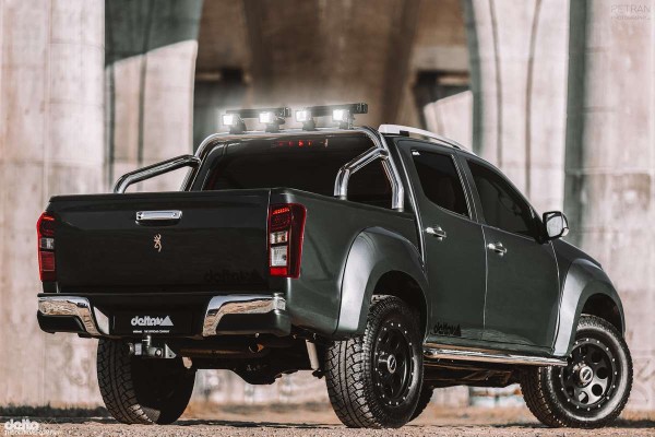 delta4x4-isuzu-d-maxatfs-hoeherlegung-x171000000-fahrzeug.jpg