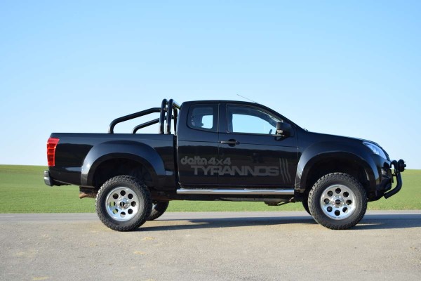 delta4x4-isuzu-d-maxatfs-doublesportsbar-7223716sw-seite.jpg