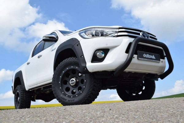 delta4x4-toyota-hilux2016-personenschutzbuegel-fbsb410sw-unten.jpg